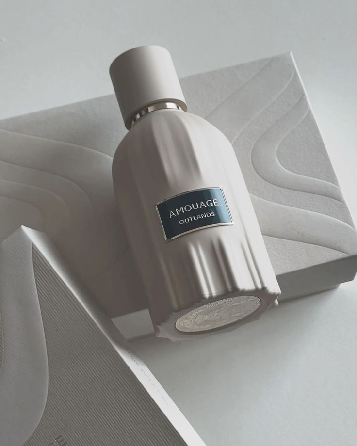 Decant | Amouage - Outlands
